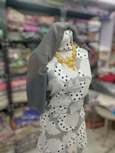 Tela Jacquard Twill Slub Gris con Estampado Geométrico de Puntos, Estilo Alemán |   Vestido de Lujo para Bodas y Fiestas Somalíes - Product Image 2