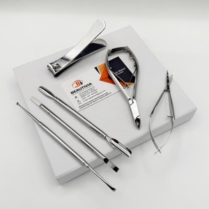 Ensemble de 6 pousse-ongles multifonctionnels en acier inoxydable de luxe, outils de manucure et de pédicure, coupe-ongles, ciseaux avec boîte d'emballage - Product Image 3