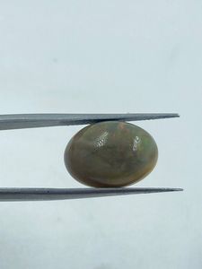 Opale naturelle de qualité supérieure, forme ovale, couleur beige foncé, 7,60 carats, 12x16,70 mm, pour la fabrication de bijoux - Product Image 3