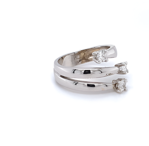 Anillo de Oro Blanco de 18K con Diamante Cultivado en Laboratorio VVS CVD, Triple Solitario, Diseño Envolvente, Étnico para Mujer, Certificado IGI - Product Image 3