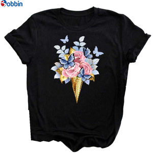 Camiseta de mujer estilo dulce con estampado de rosas y mariposas, holgada, transpirable, con estampado gráfico de manga corta, talla grande - Product Image 6