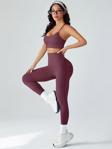 Ensemble de yoga décontracté 2 pièces pour femme : Soutien-gorge de sport à bretelles et Legging d'entraînement taille haute texturé losanges, léger et athlétique - Product Image 4