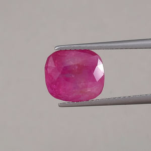 Venta al por mayor de rubí natural rosa suelto de 6.43 quilates, corte cojín 10.5x9.5mm, óptica ligera, certificado IGI para fabricación de joyas - Product Image 1