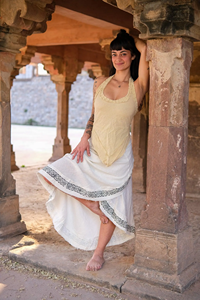 Top Halter de Algodón Beige Hecho a Mano para Mujer, Blusa de Verano sin Mangas con Volantes Estilo Bohemio, Top Casual sin Espalda para el Sol - Product Image 5