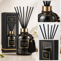 Diffuseur à roseaux en verre sans plomb de 180 ml avec huile parfumée, pompon et boîte de vente au détail