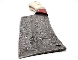 Couteau à découper la viande en acier Damas artisanal, manche en résine rouge, couteau à hacher robuste - Product Image 4