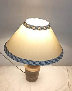 Nueva llegada: Pantalla de lámpara mini tipo cono, hecha a mano, con forma de campana, de tela de algodón Anna, con patrón de hojas azules y anillos de montaje E27. - Product Image 3