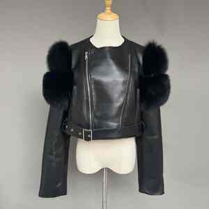 Nouvelle veste en cuir de mouton véritable noire à la mode, courte, avec fourrure de renard véritable, veste en cuir courte pour femmes - Product Image 4