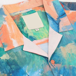 เสื้อเชิ้ตฮาวายแขนสั้นพิมพ์ลายแบบนามธรรมสำหรับผู้ชาย ปกคอพับได้ ระบายอากาศได้ดี เหมาะสำหรับใส่ในช่วงวันหยุดฤดูร้อน ผลิตจากผ้าป๊อปลินโพลีเอสเตอร์ 100% - Product Image 6