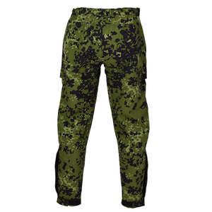 Los pantalones de camuflaje ligeros de la uniforme de Dinamarca están diseñados para brindar comodidad en climas cálidos, son transpirables y fáciles de usar durante mucho tiempo. - Product Image 4