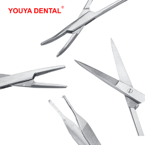 Juego de 5 Instrumentos Quirúrgicos de Acero Inoxidable de Clase II con Certificación CE, Hemostatas, Tijeras, Pinzas, Marca Dentavex - Product Image 6