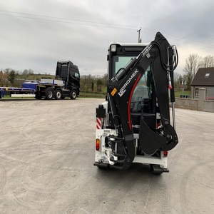 Cargadora de orugas industrial HIDROMEK HMK 62SS con motor diésel y control PLC, que ofrece un rendimiento de excavación fiable. - Product Image 6