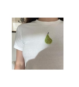 เสื้อยืดแฟชั่น Sided Fashion Home รุ่นใหม่ปี 2026 ลายปักลูกปัด ดีไซน์รูปหัวใจ  แบบยูนิเซ็กซ์  งานแฮนด์เมด  รับสั่งทำได้ - Product Image 1