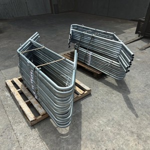 Barandillas de Escalera de Acero Galvanizado, Diseño Industrial, Montaje en Suelo - Product Image 2