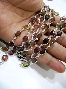 Chaîne de connecteurs en tourmaline multicolore naturelle, taille briolette, facettée et irrégulière - Product Image 6