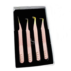 Pinzas para extensión de pestañas con punta de plasma dorada / color melocotón recubierto en polvo, 4 puntas de fibra diferentes / Empaque en caja blanca - Product Image 1