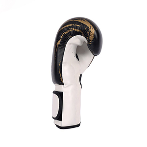 Gants de boxe premium pour la protection et le confort, en cuir véritable respirant, design élégant, avec support pour le poignet, pour hommes. - Product Image 3