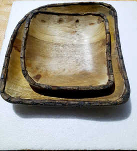 ถาดเสิร์ฟไม้สี่เหลี่ยมงานทำมือแบบกำหนดเองถาดไม้มะม่วงแบบชนบทพร้อมดีไซน์สี่เหลี่ยมไม่ซ้ำใครสำหรับใช้ในบ้าน - Product Image 1