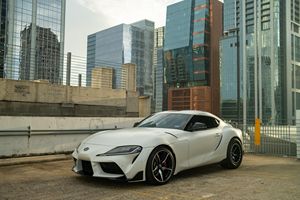 Auto Usado de Marca Especial, Toyota Supra 3.0 Premium Coupé 2022, Listo para Enviar a Todo el Mundo - Product Image 6