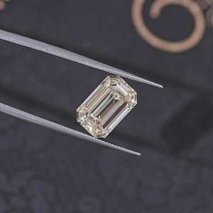 Meilleures ventes : Diamants de laboratoire certifiés IGI, taille émeraude, de 1 à 5 carats, toutes tailles, provenant de mines anciennes, pierres lâches pour la fabrication de bijoux, vente en gros - Product Image 2