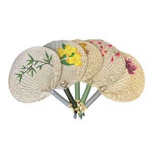 Abanicos de Hoja de Palma Ecológicos Premium Hechos a Mano en Vietnam, Abanico Decorativo Tejido Natural para Venta al por Mayor y Pedidos Personalizados - Product Image 2