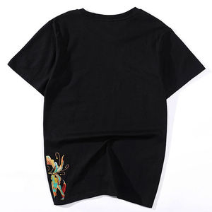 เสื้อยืดแขนสั้นสีดำทรงโอเวอร์ไซส์สำหรับผู้ชาย FIve B พร้อมลายปักดอกไม้ด้วยมือ เสื้อยืดคอกลมแบบลำลองถักทอ - Product Image 4