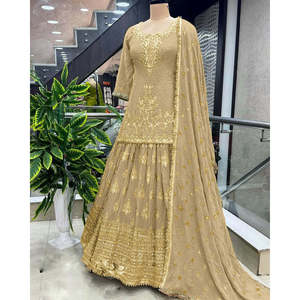 Belles robes de mariée Top Lehenga et Dupatta Ensemble de vêtements de mariage élégants - Product Image 3