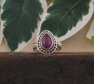 Anillo de Plata de Ley 925 con Bisel de Jade Lavanda Natural, Jadeíta Púrpura Genuina con Banda Punteada y Borde de Cuentas de Plata - Product Image 4