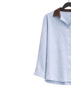 Ensemble deux pièces décontracté pour femme : chemise bleu clair et pantalon large marron en coton et lin avec poches brodées – Tenue d'été - Product Image 3