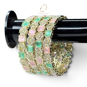 Ensemble de Bracelets Élégants en Acier Inoxydable Plaqué Or avec Strass en Cristal, Idéal pour Fêtes, Mariages et Cérémonies – Vente en Gros Direct Usine - Product Image 4