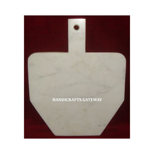 La tabla de cortar de mármol blanco de forma personalizada más hermosa y única, usada para cortar verduras en el hogar y en hoteles. - Product Image 2