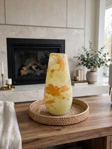 Jarrón de Resina Amarillo con Diseño de Salpicaduras, Moderno y Decorativo, Hecho a Mano, para Flores, Decoración del Hogar y Sala de Estar - Product Image 1