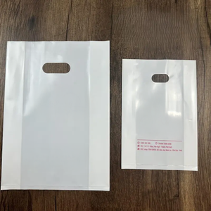 Sacs de shopping de haute qualité découpés à l'emporte-pièce en HDPE, LDPE, PLA recyclés d'origine vietnamienne avec couleur personnalisée - Product Image 3