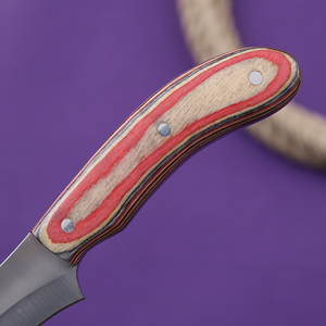 Cuchillo Nórdico de Acero Inoxidable de Grado Industrial con Gancho para Deshuesar, Hoja Fija para Caza, Desollado y Camping, Mango de Madera Pakka, Espiga Completa - Product Image 5