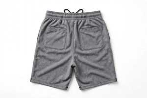 Pantalones Cortos Deportivos de Punto para Hombre, Color Gris, con Estampado de Letras, Transpirables, de Poliéster, con Logotipo Frontal, Cintura con Cordón Ajustable, Estilo Bermuda - Product Image 2