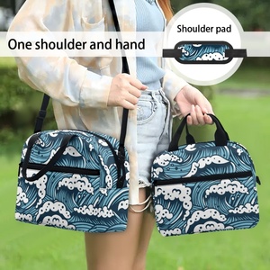 Sac de pique-nique pour enfants à motif de vagues bleues, impression à la demande, dropshipping, sac à lunch polyvalent, sac isotherme compact pour enfants - Product Image 4