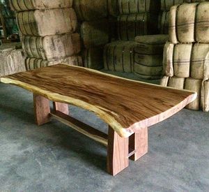 Mesa de Comedor Rectangular de Madera de Nogal Macizo Hecha a Mano con Bordes Naturales y Patas de Madera, Diseño Rústico Moderno para 6 Personas, Ideal para Apartamentos - Product Image 5