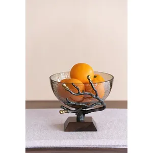 Bol en métal rustique fait main, élégant, pour fruits, idéal pour salle à manger, cuisine, centre de table décoratif, sûr et plaqué. - Product Image 4