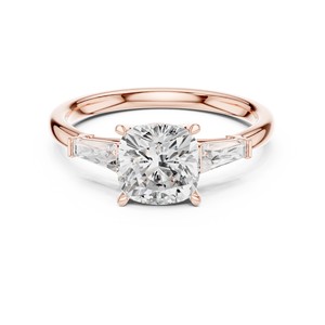 Anillo de compromiso de moissanita con corte cojín D Color VVS1, piedras laterales baguette, oro rosa sobre plata, anillo nupcial de tres piedras - Product Image 1