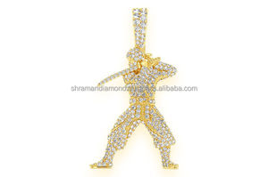Collier pendentif personnalisé pour homme, style hip-hop luxueux et tendance, plaqué or 10K, avec diamant de laboratoire motif ninja glacé, idée cadeau - Product Image 2