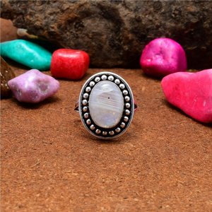 Bague en Pierre de Lune Arc-en-ciel Naturelle, Argent Sterling 925, Bijou Fait Main, Cadeau d'Anniversaire de Mariage pour Elle, Bague pour Filles - Product Image 1