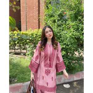 Salwar Kameez en coton de créateur, avec broderie à la main et miroirs, pour soirée, haut et bas - Product Image 1