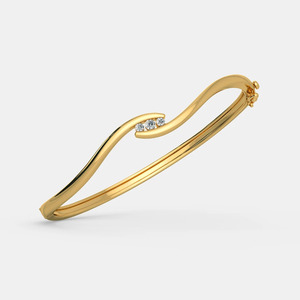 กำไลข้อมือทองประดับเพชรสามเม็ดรูปคลื่นไหล - Product Image 1
