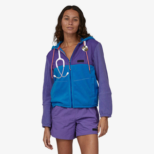 Veste de jogging personnalisée noire pour femme, en tricot d'hiver de haute qualité, avec logo personnalisé, chaînes et doublure polaire pour infirmières - Product Image 3