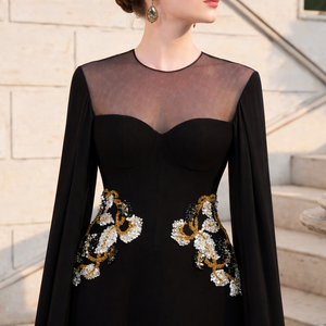 Robe maxi à manches cape |   Robe de soirée longue en satin de luxe |   Robe de gala sophistiquée à col haut et coupe modeste |   Robe Capelet - Product Image 6