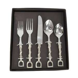 Juego de Cuchillos para Queso de Diseño Ecuestre, 4 Piezas, Acero Plateado, Estilo Brida de Caballo, Acabado Niquelado, Caja Personalizada, Último Modelo - Product Image 2