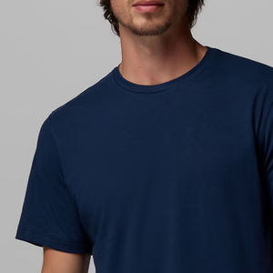 Camiseta para hombre con diseño de logotipo personalizable, mangas cortas, ropa informal, elegante para el día a día, camiseta de algodón para hombre, tela ligera al tacto. - Product Image 3