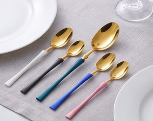 Modern Gold Plated Flatware Set With Colorful <b>Plastic</b> Handles High <b>Mirror</b> Polish Finish Dishwasher Safe For Home Use - Product Image 1