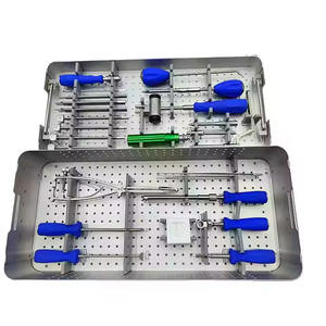 Juego de Instrumentos Profesionales Ortopédicos para Extracción de Tornillos Rotos, Acero Inoxidable, Uso Médico Quirúrgico, M.A. SIDDIQUE - Product Image 1