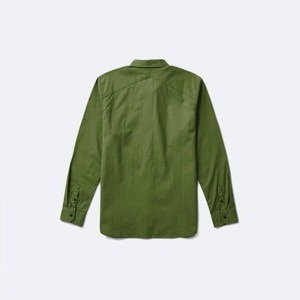 เสื้อเชิ้ตผู้ชายดีไซน์เนอร์ปี 2026 แขนยาว สีพื้น ผ้าฝ้าย 100% ทรงปกติ สำหรับใส่ทำงาน ใส่ในโอกาสทางการ ใส่ในออฟฟิศ เป็นมิตรกับสิ่งแวดล้อม ระบายอากาศได้ดี - Product Image 3